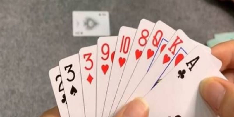 Áp dụng chiến thuật khi chơi Tiến Lên